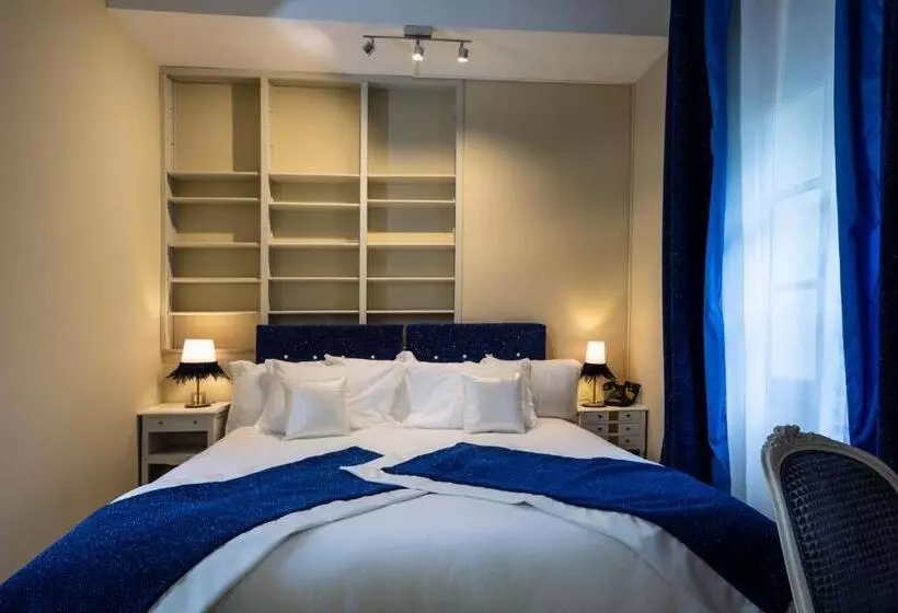 تختخواب و صبحانه Le Clos Violette Et Le 11 D Aglaé Appart Hôtel Design De Luxe