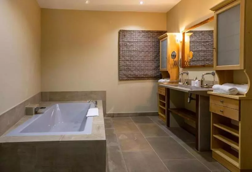 تختخواب و صبحانه Le Clos Violette Et Le 11 D Aglaé Appart Hôtel Design De Luxe