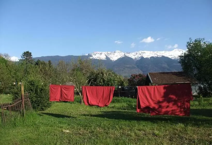 Aamiaismajoitus (B&B) Le Domaine Du Grand Cellier Chambres D'hôtes En Savoie
