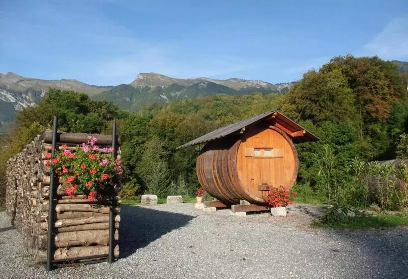 Aamiaismajoitus (B&B) Le Domaine Du Grand Cellier Chambres D'hôtes En Savoie