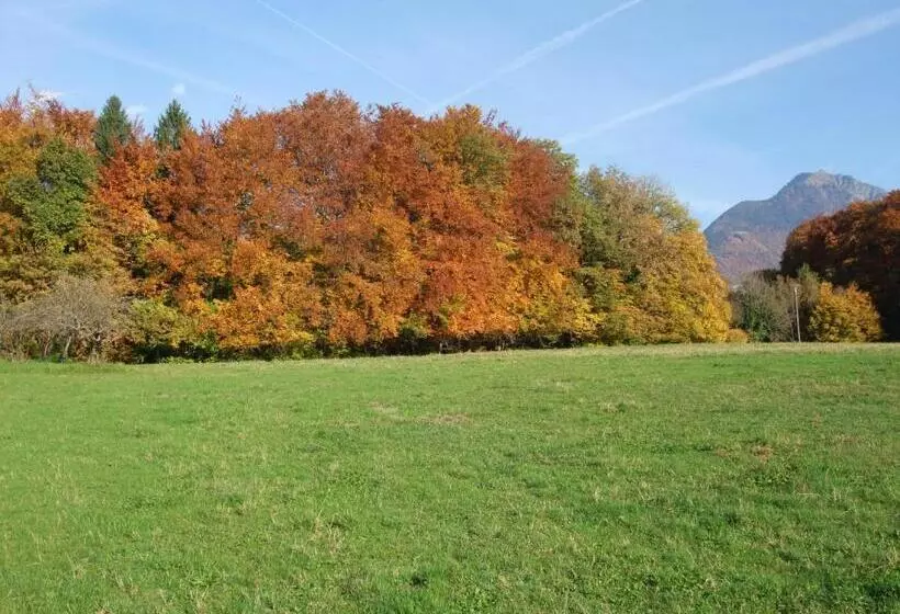 Aamiaismajoitus (B&B) Le Domaine Du Grand Cellier Chambres D'hôtes En Savoie