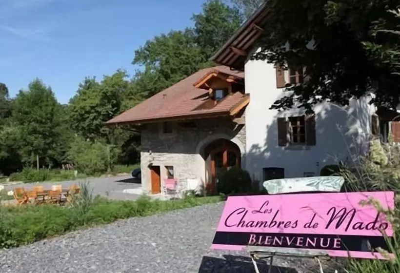 ベッドアンドブレックファースト Chambres D Hôtes Les Chambres De Mado
