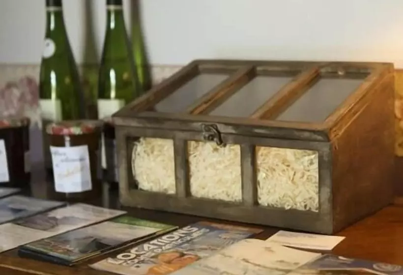 ベッドアンドブレックファースト Chambres D Hôtes Les Chambres De Mado