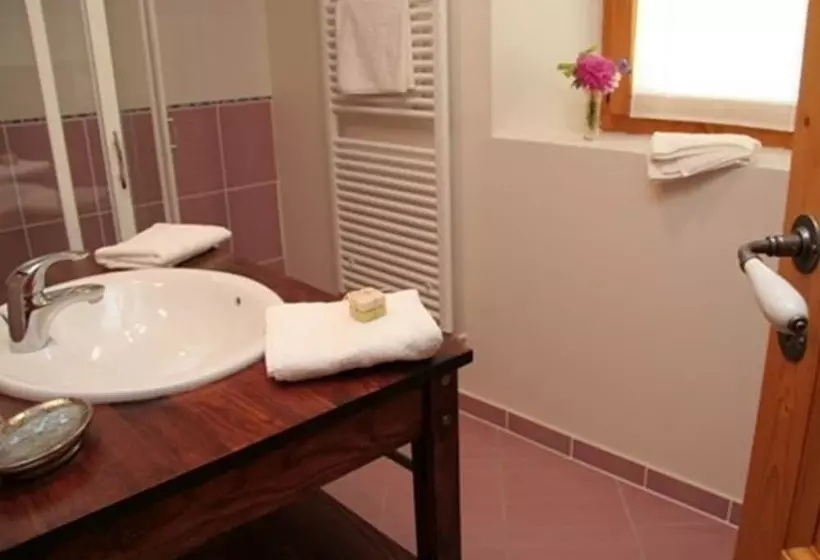 ベッドアンドブレックファースト Chambres D Hôtes Les Chambres De Mado