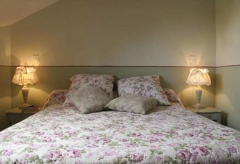 ベッドアンドブレックファースト Chambres D Hôtes Les Chambres De Mado