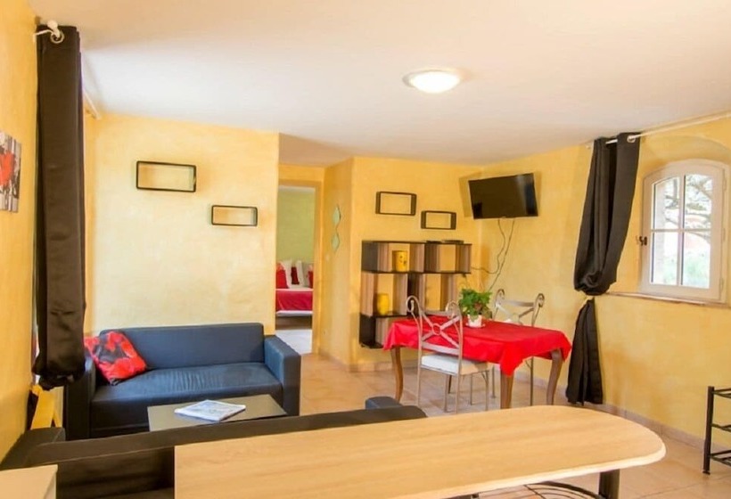 민박 Les Jardins De L'ermitage