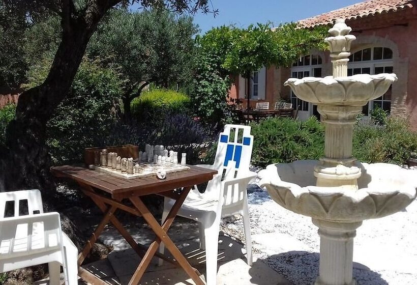 민박 Les Jardins De L'ermitage