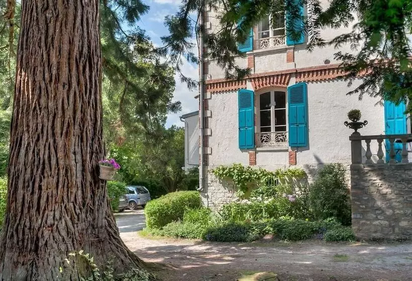 Bed and Breakfast L'oustal