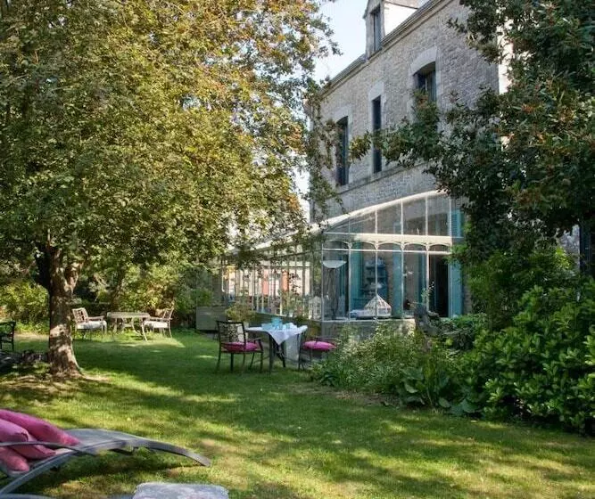 تختخواب و صبحانه Maison D Hôtes La Guérandière