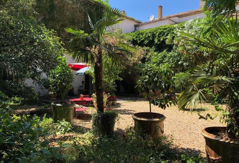 ベッドアンドブレックファースト Maison D'hôtes La Boca