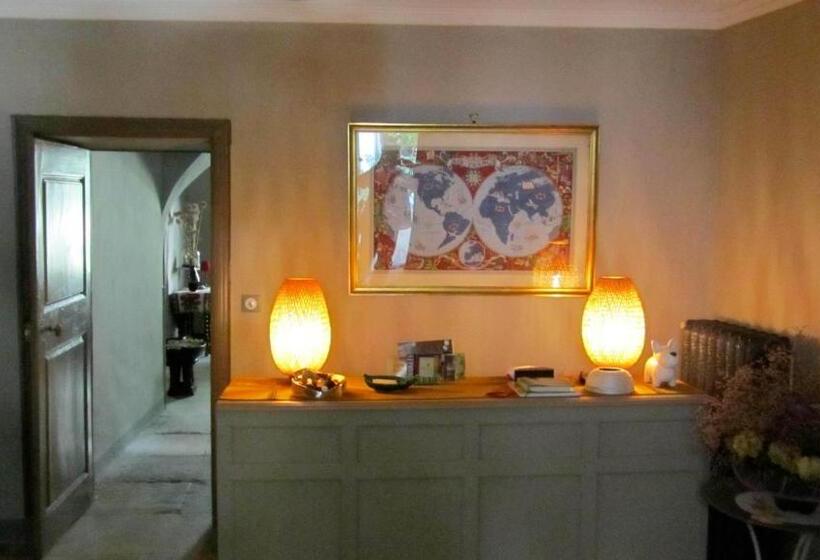 ベッドアンドブレックファースト Maison D'hôtes La Boca