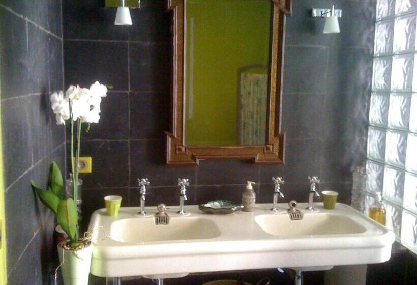 ベッドアンドブレックファースト Maison D'hôtes La Boca