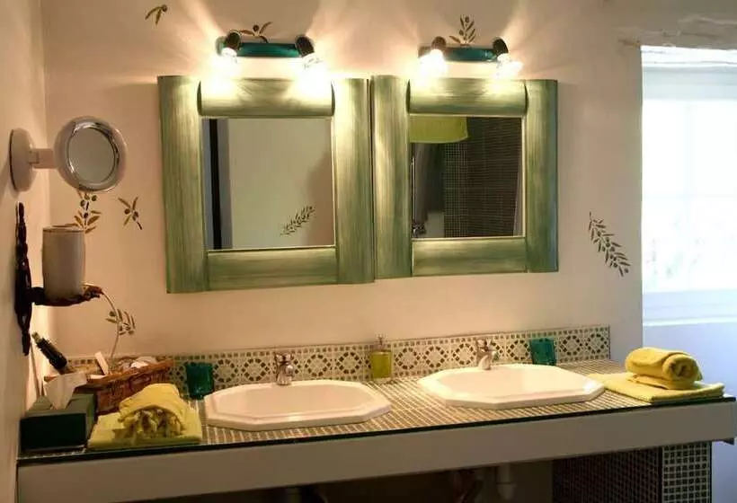 Aamiaismajoitus (B&B) Mas De La Filoselle