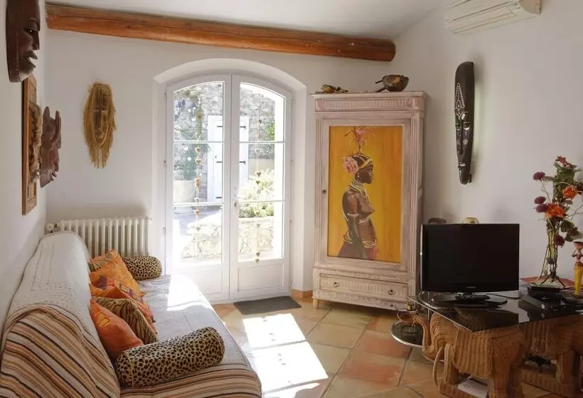Bed & Breakfast Parfum De Roses