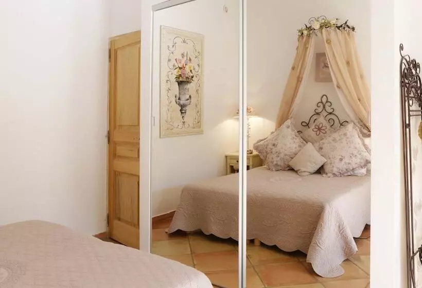 Bed & Breakfast Parfum De Roses