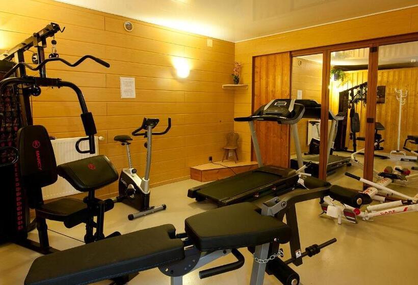 בית מלון כפרי Aux Deux Clefs