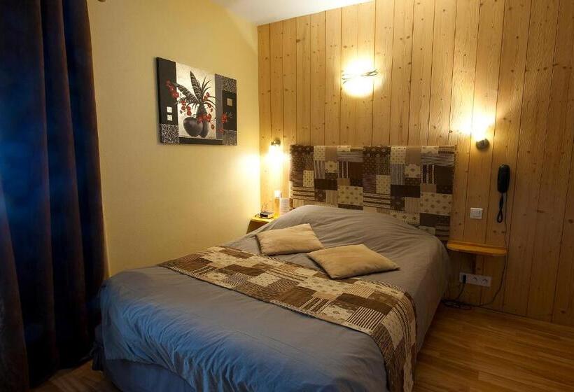 בית מלון כפרי Aux Deux Clefs