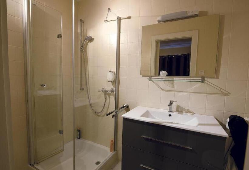 בית מלון כפרי Aux Deux Clefs