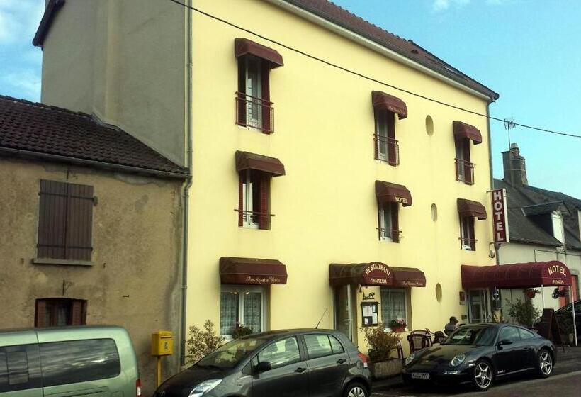 هتل Aux Quatre Vents