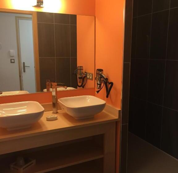 هتل Du Bout Du Monde