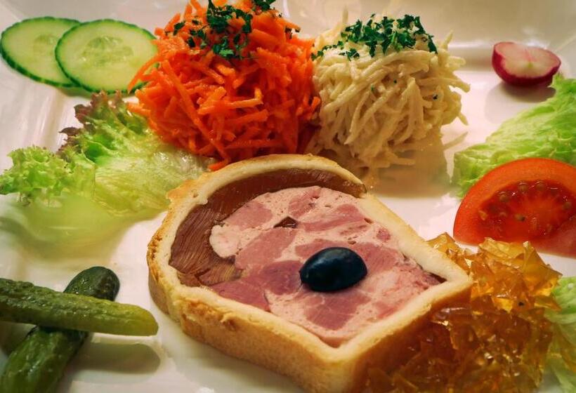 酒店 Logis Hôtel Restaurant Hostellerie De L étoile