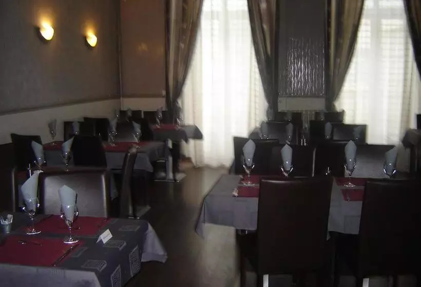 ホテル Hostellerie De La Quenoeuille