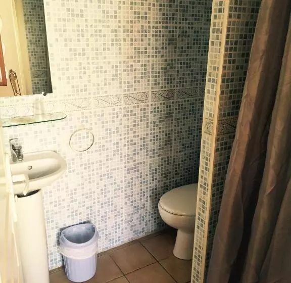 هتل Hôtel Boutique Quai D Azur