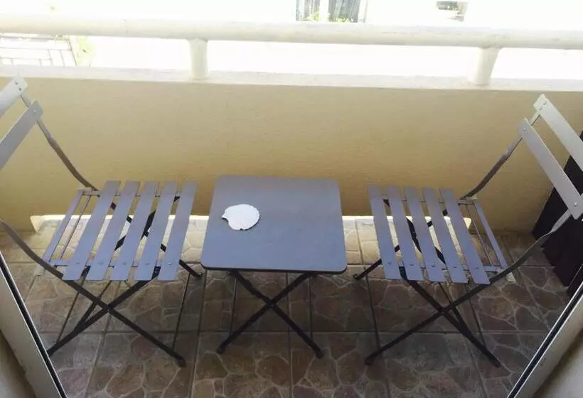 هتل Hôtel Boutique Quai D Azur