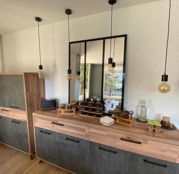 בית מלון כפרי Hôtel Le Picardy