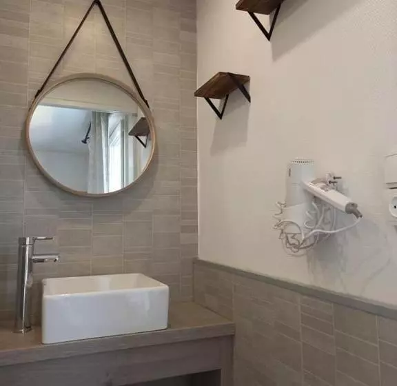 ホテル Hôtel Le Picardy