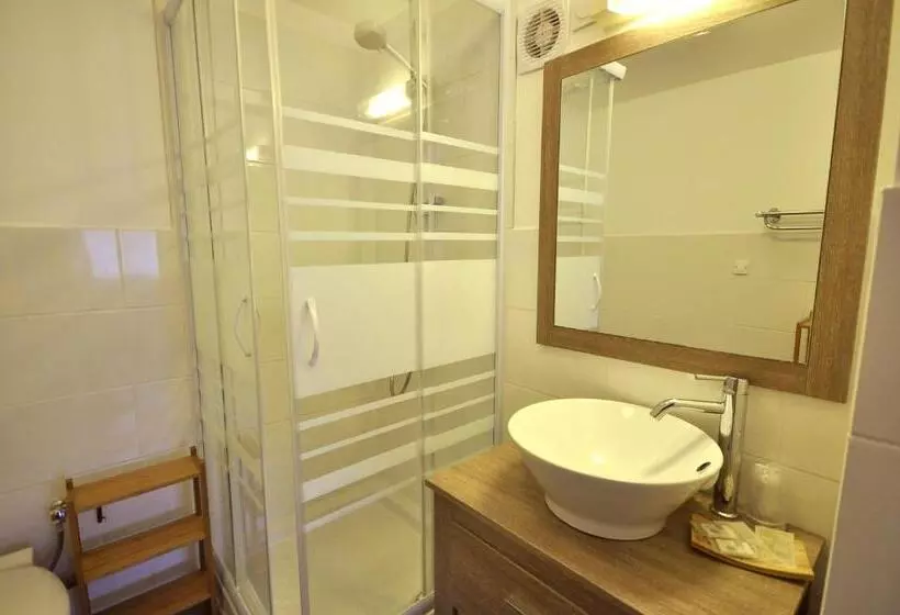 هتل L Edelweiss B&b Chambres D Hôtes