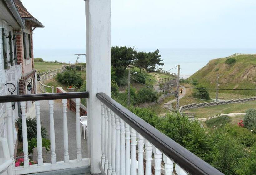 Отель Royal Albion