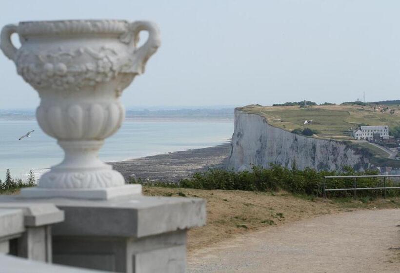 Отель Royal Albion