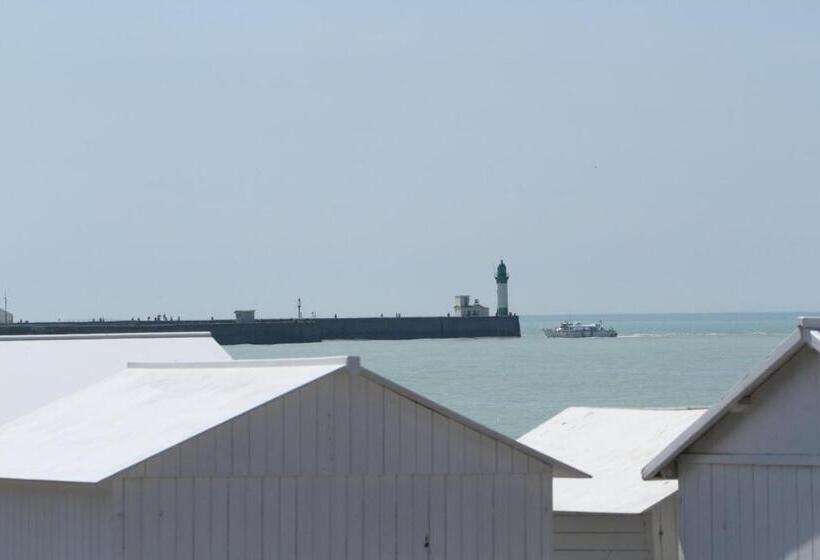 Отель Royal Albion