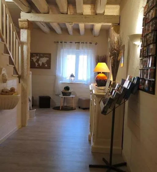 Logis Hotel L  Auberge D Uzes