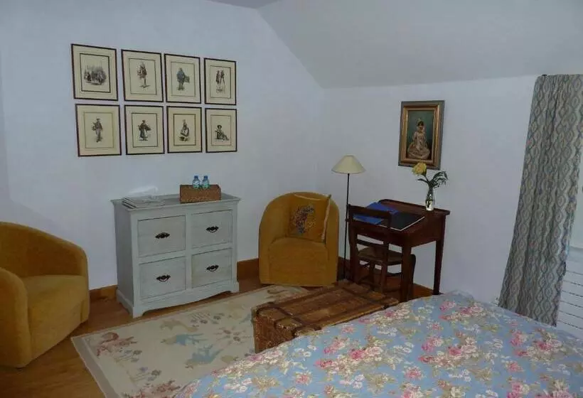 Aamiaismajoitus (B&B) Chambres D'hôtes Du Hameau Les Brunes