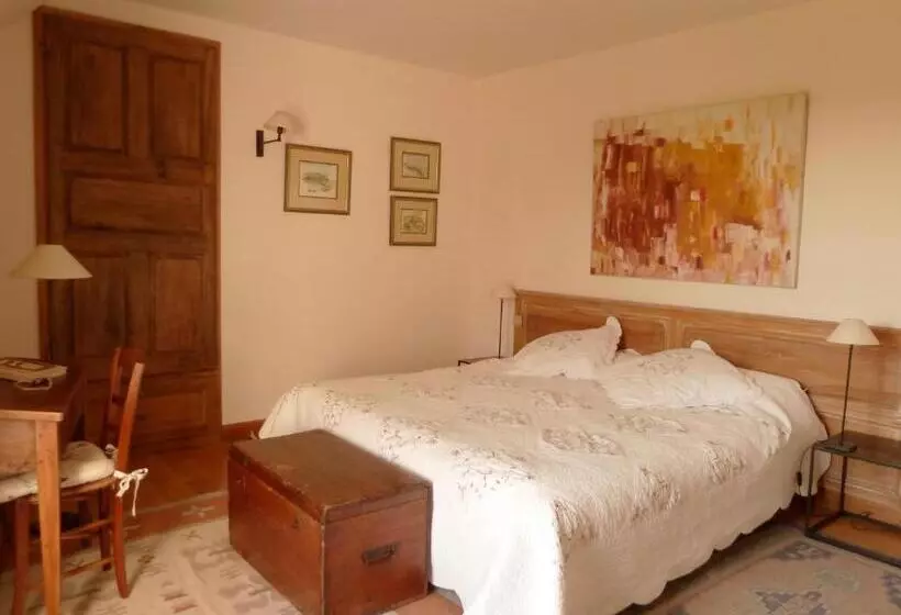 Aamiaismajoitus (B&B) Chambres D'hôtes Du Hameau Les Brunes