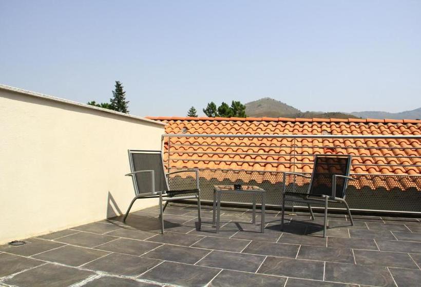 צימר L Attrachju