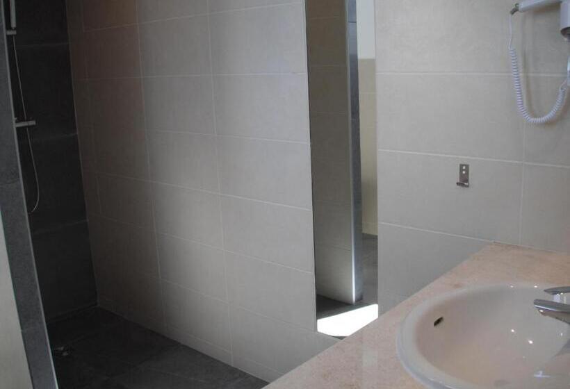 צימר L Attrachju