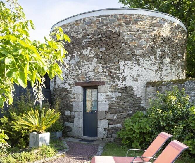 ベッドアンドブレックファースト La Metairie Du Vauhariot   Chambre Ou Lodge   Piscine Chauffée   Vue Mer Et Mont Saint Michel   Gr34