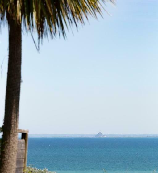 ベッドアンドブレックファースト La Metairie Du Vauhariot   Chambre Ou Lodge   Piscine Chauffée   Vue Mer Et Mont Saint Michel   Gr34