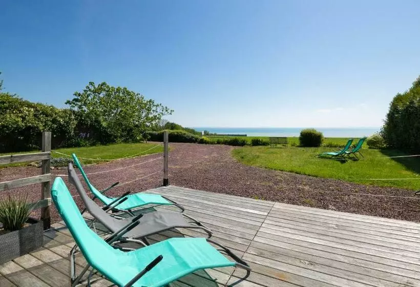 تختخواب و صبحانه La Metairie Du Vauhariot   Chambre Ou Lodge   Piscine Chauffée   Vue Mer Et Mont Saint Michel   Gr34