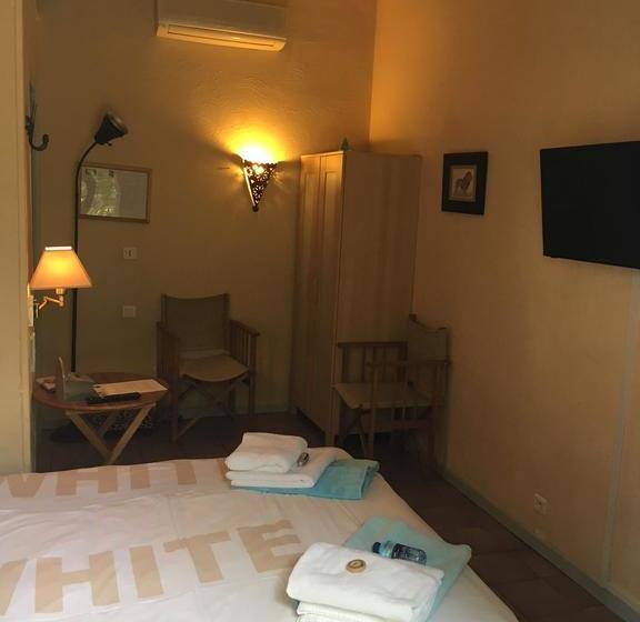 住宿加早餐  Le Mas Shabanou