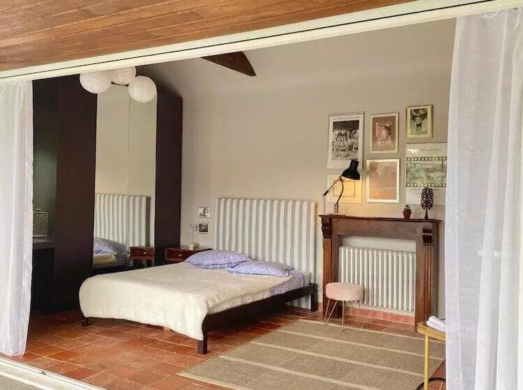 تختخواب و صبحانه Villa Tourelle