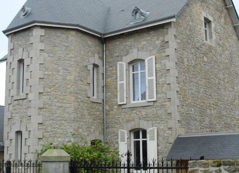 مبيت وإفطار Villa Tourelle