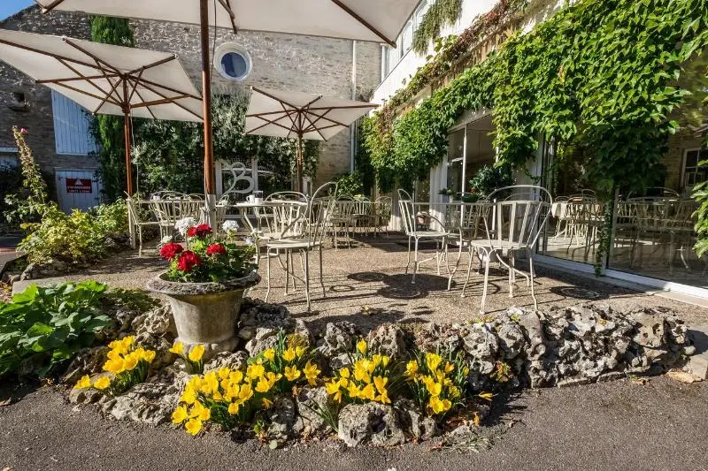 Hostellerie De Bretonnière   Groupe Logis Hotels