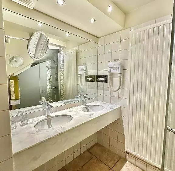 Hostellerie De Bretonnière Groupe Logis Hotels