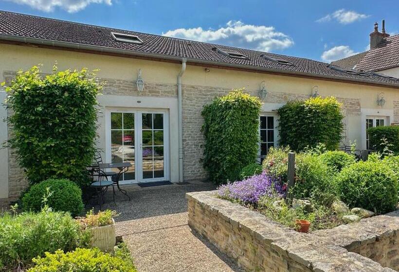 Hostellerie De Bretonnière   Groupe Logis Hotels