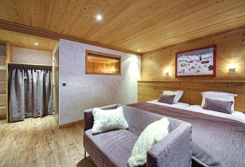 호텔 Hôtel Chalet Les Ecureuils Restaurant, Sauna & Spa Garage