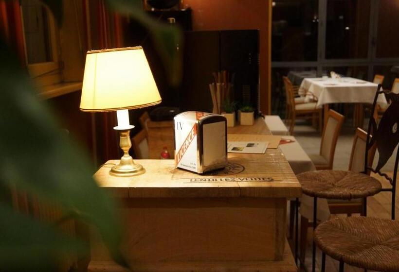 ホテル Hôtel De Charme L'orée Du Parc